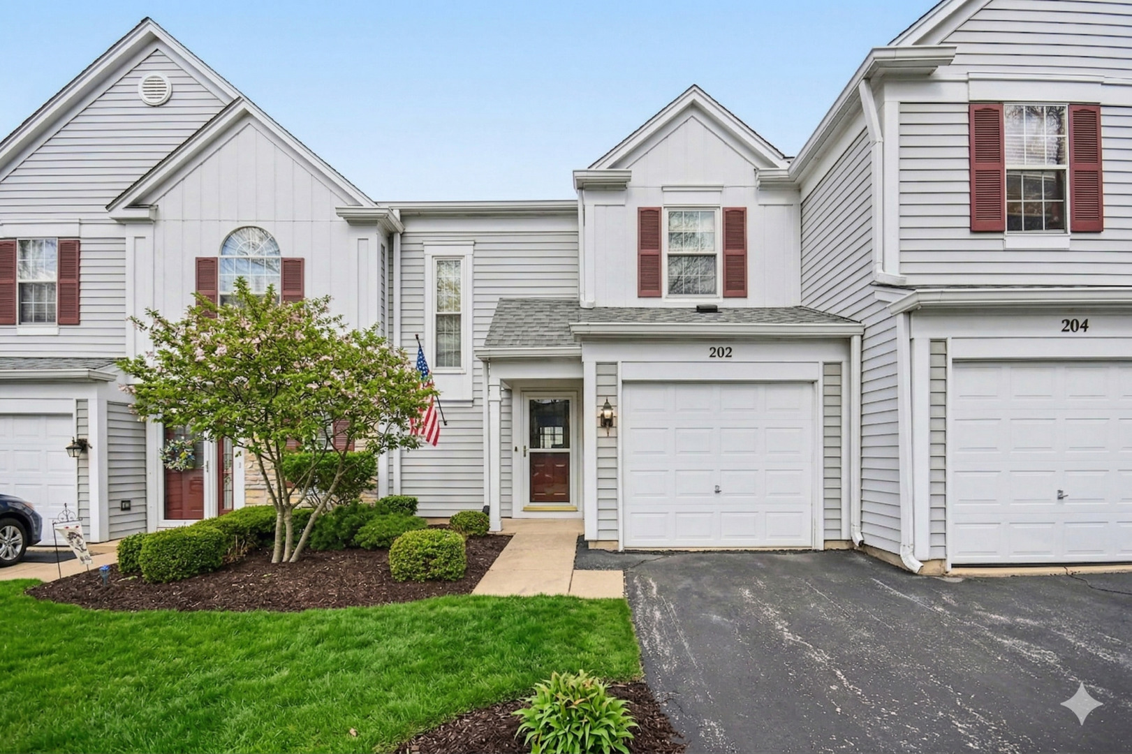 202 Shadybrook Lane, Aurora, IL 60504