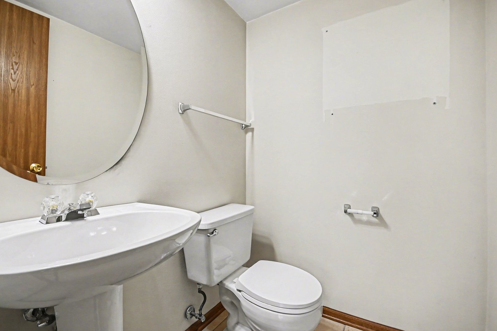 202 Shadybrook Lane, Aurora, IL 60504