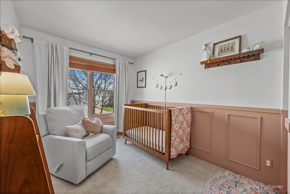 4917 W Glenbrook Trail, McHenry, IL 60050