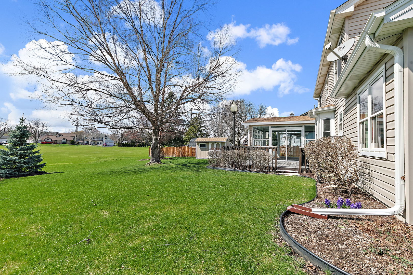 160 Brentwood Trail, Elgin, IL 60120