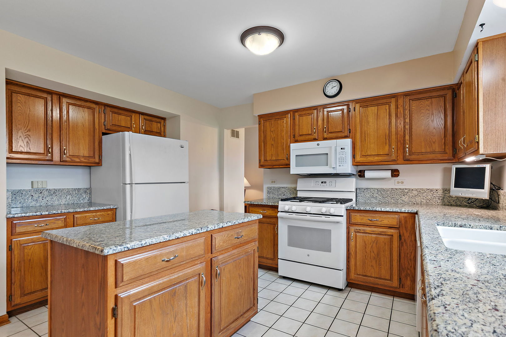 160 Brentwood Trail, Elgin, IL 60120