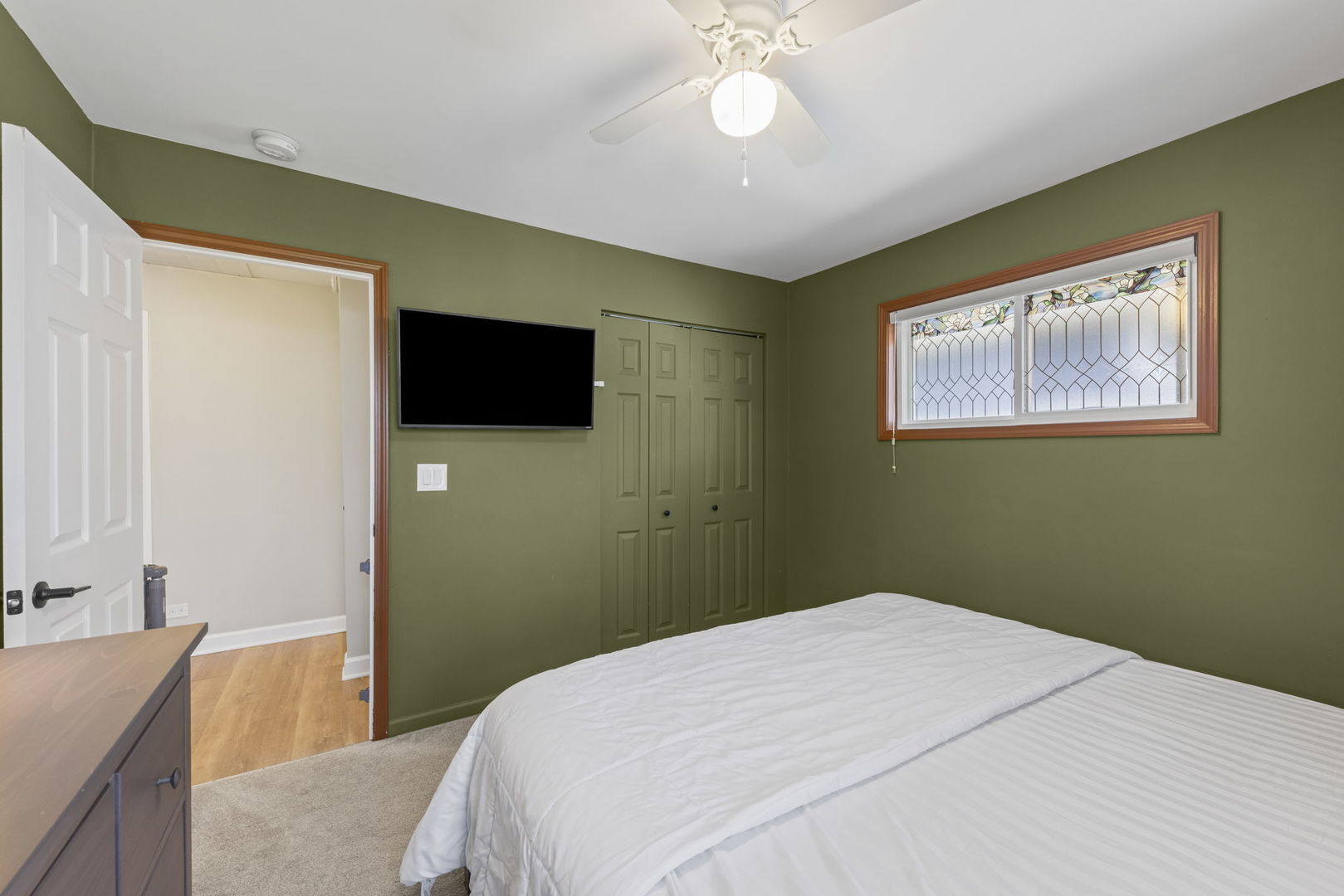 115 N Pierce Avenue, Wheaton, IL 60187