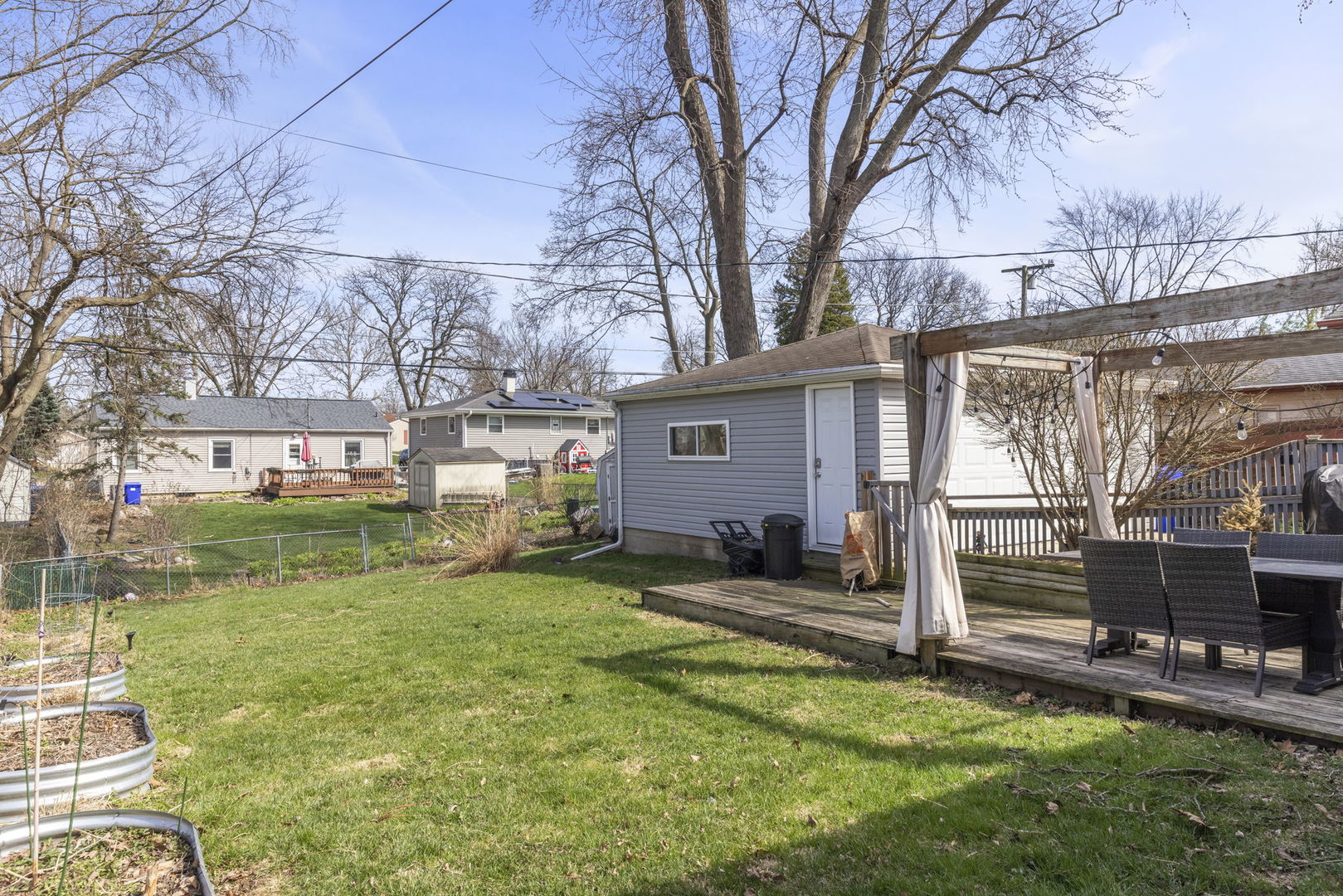 115 N Pierce Avenue, Wheaton, IL 60187