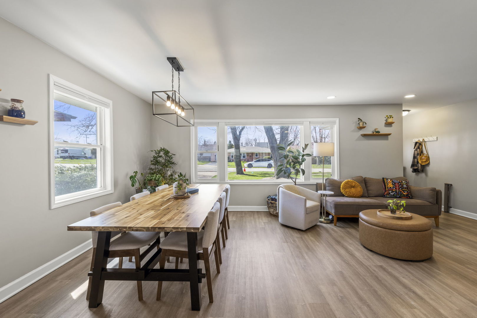 115 N Pierce Avenue, Wheaton, IL 60187