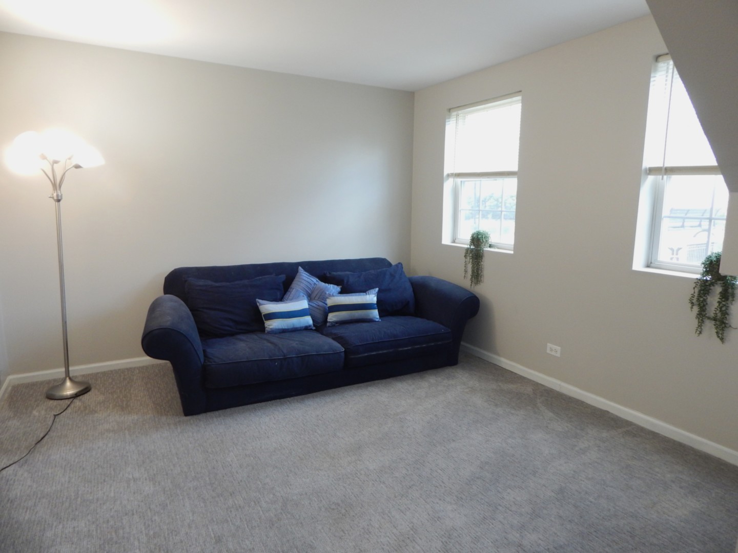 409 E Victoria Circle #409, North Aurora, IL 60542