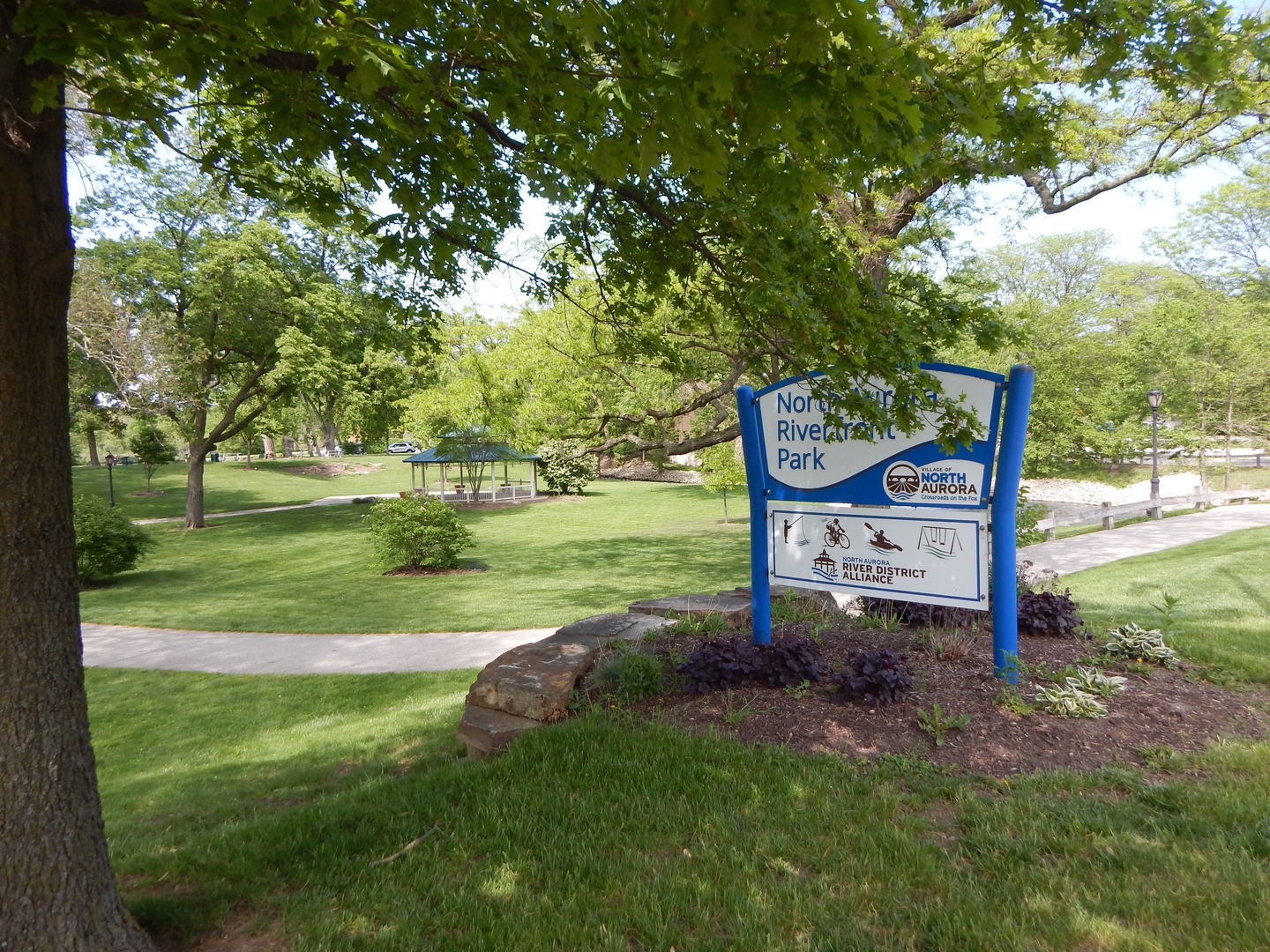 409 E Victoria Circle #409, North Aurora, IL 60542