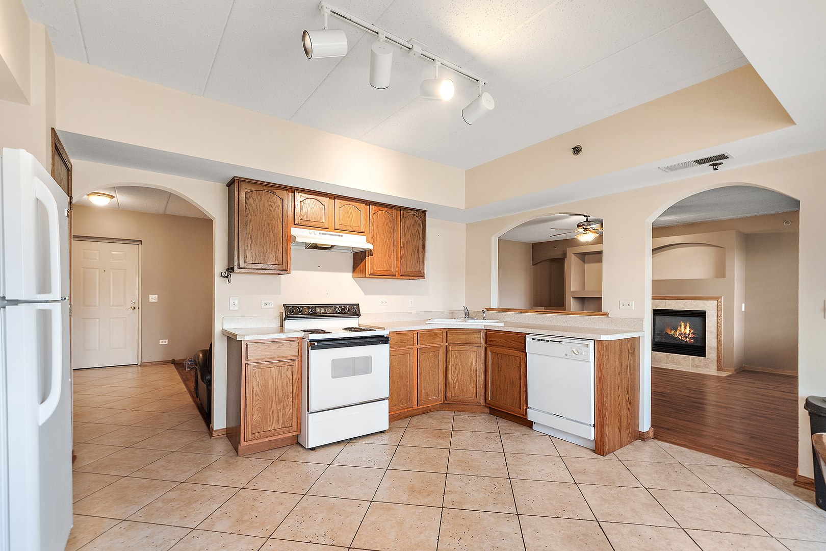 7935 Trinity Circle #1SE, Tinley Park, IL 60487