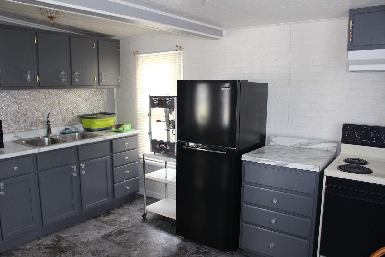 216 S Grant Street, Clinton, IL 61727