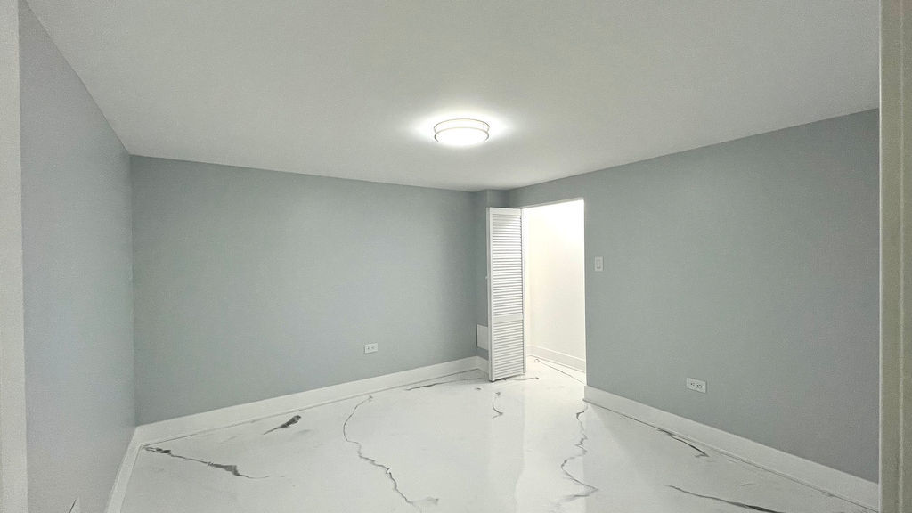 7317 S Mozart Street, Chicago, IL 60629