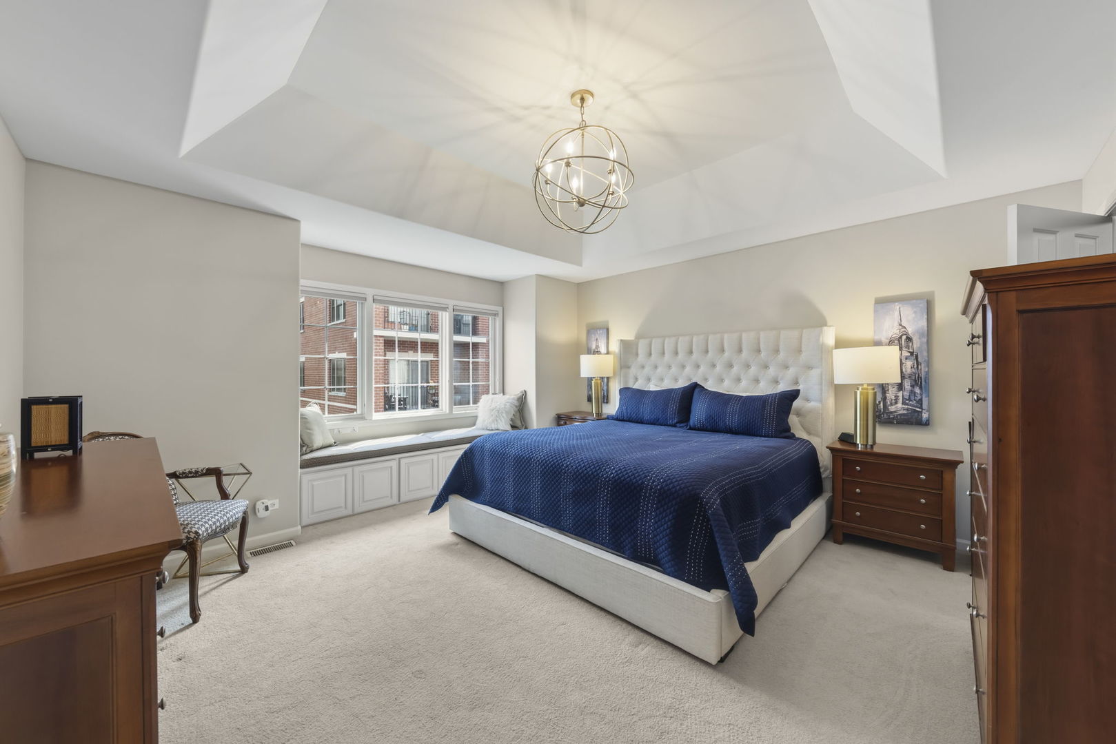 216 N Addison Avenue, Elmhurst, IL 60126