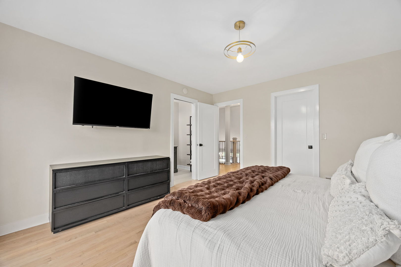 11108 WESTMINSTER Drive, Westchester, IL 60154