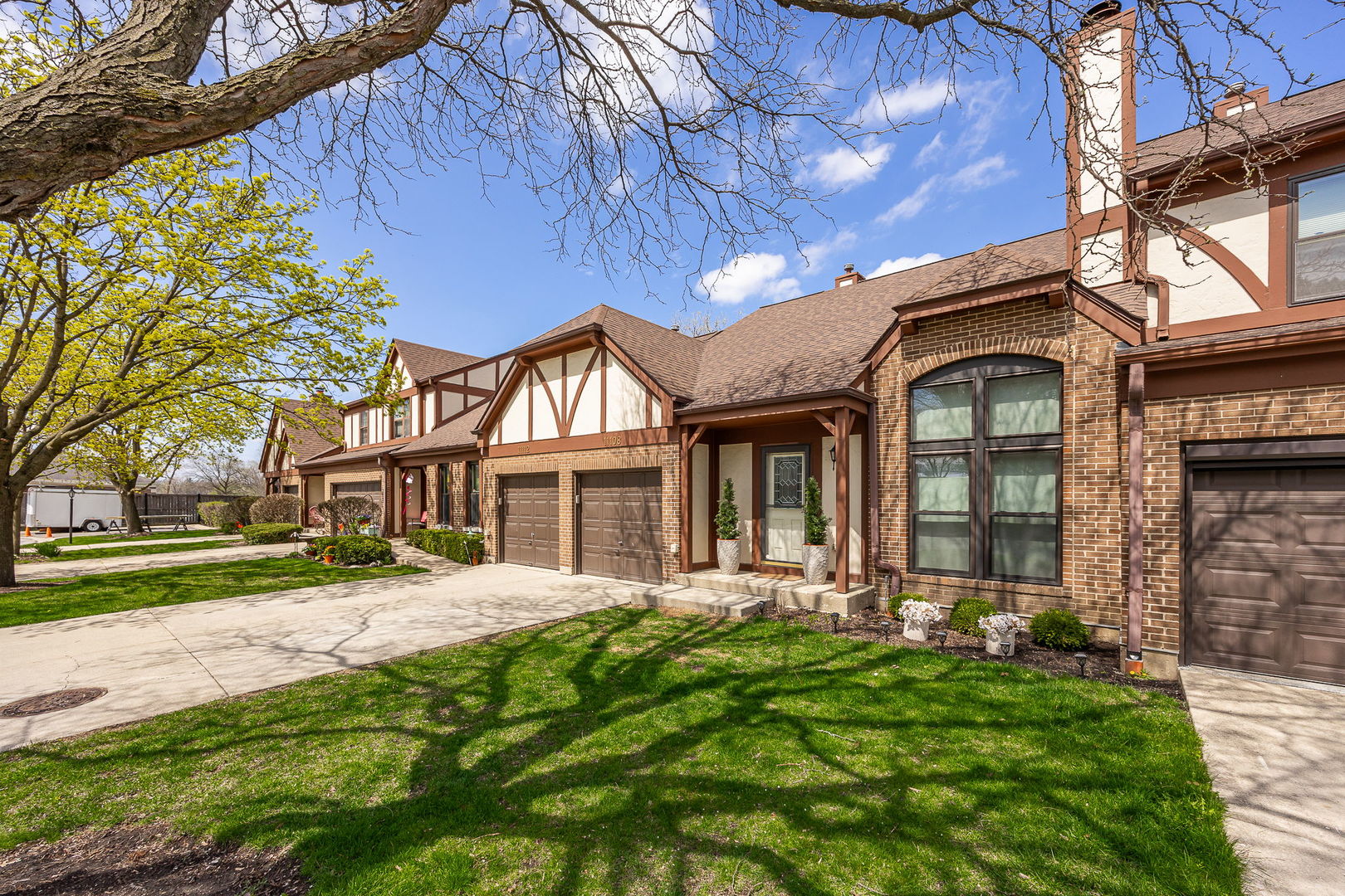 11108 WESTMINSTER Drive, Westchester, IL 60154