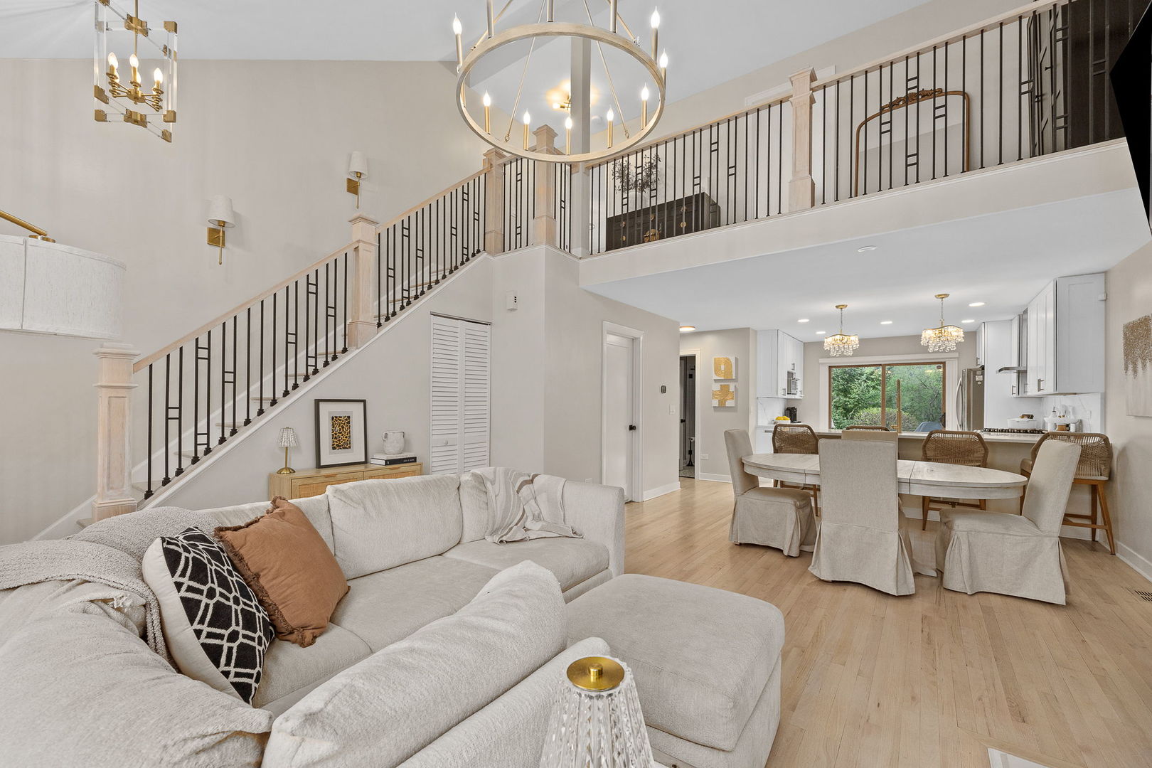 11108 WESTMINSTER Drive, Westchester, IL 60154