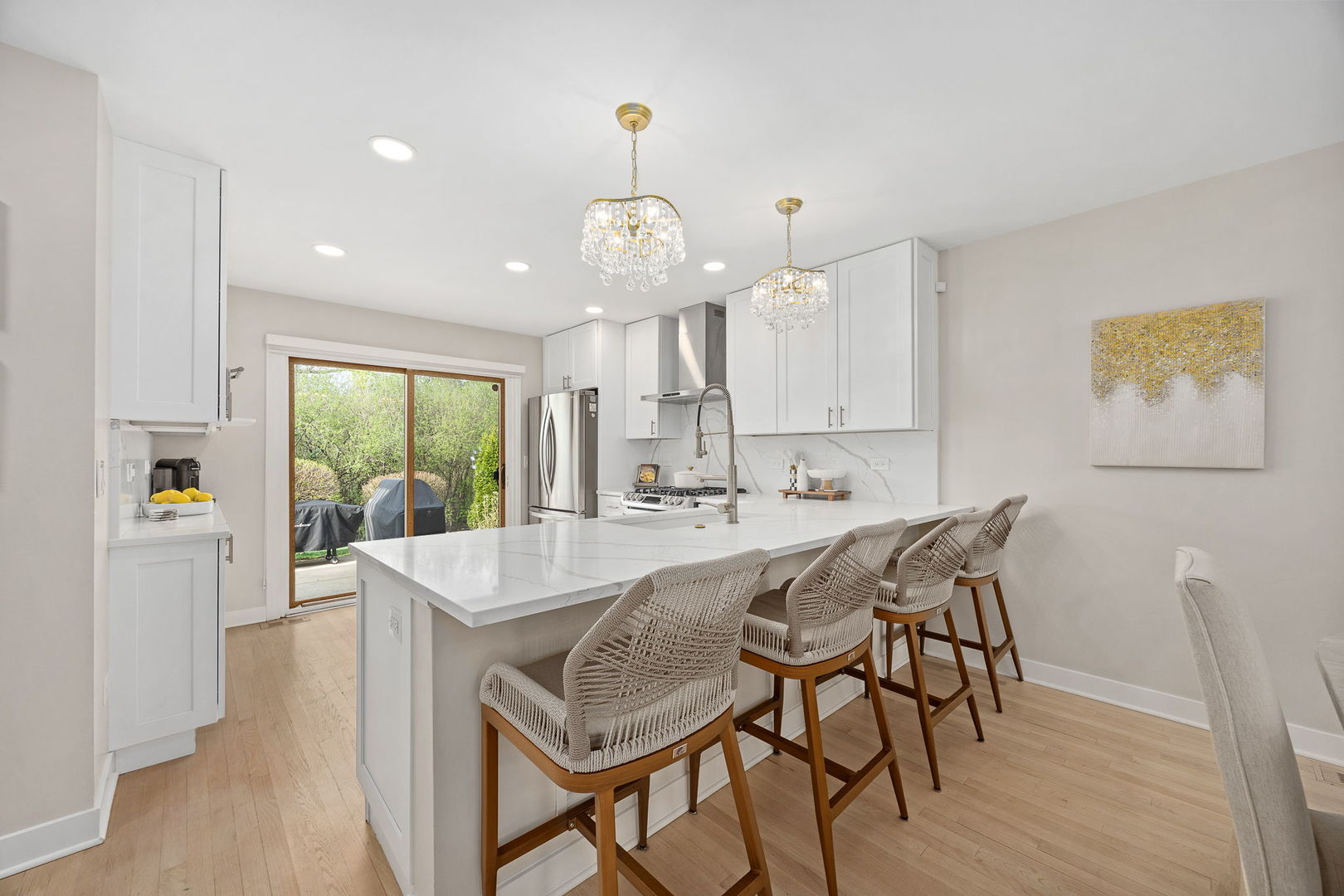 11108 WESTMINSTER Drive, Westchester, IL 60154