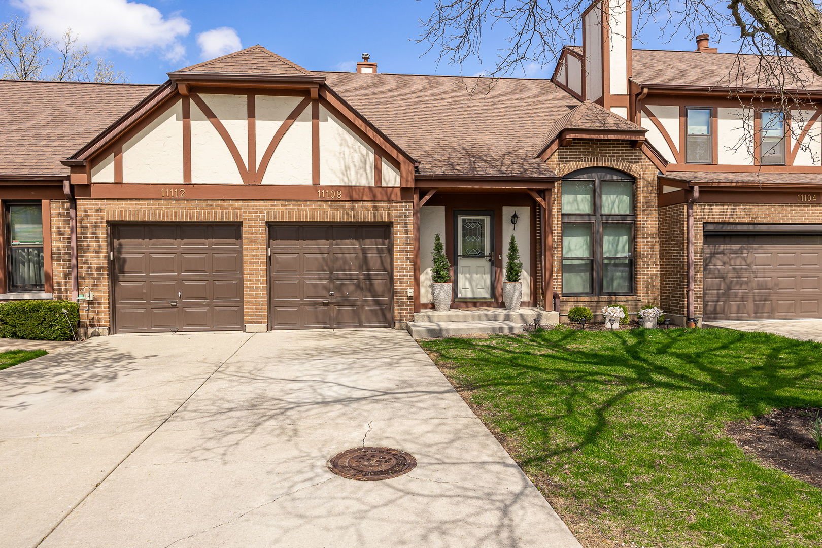 11108 WESTMINSTER Drive, Westchester, IL 60154