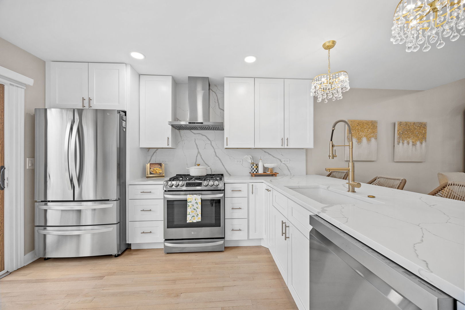 11108 WESTMINSTER Drive, Westchester, IL 60154