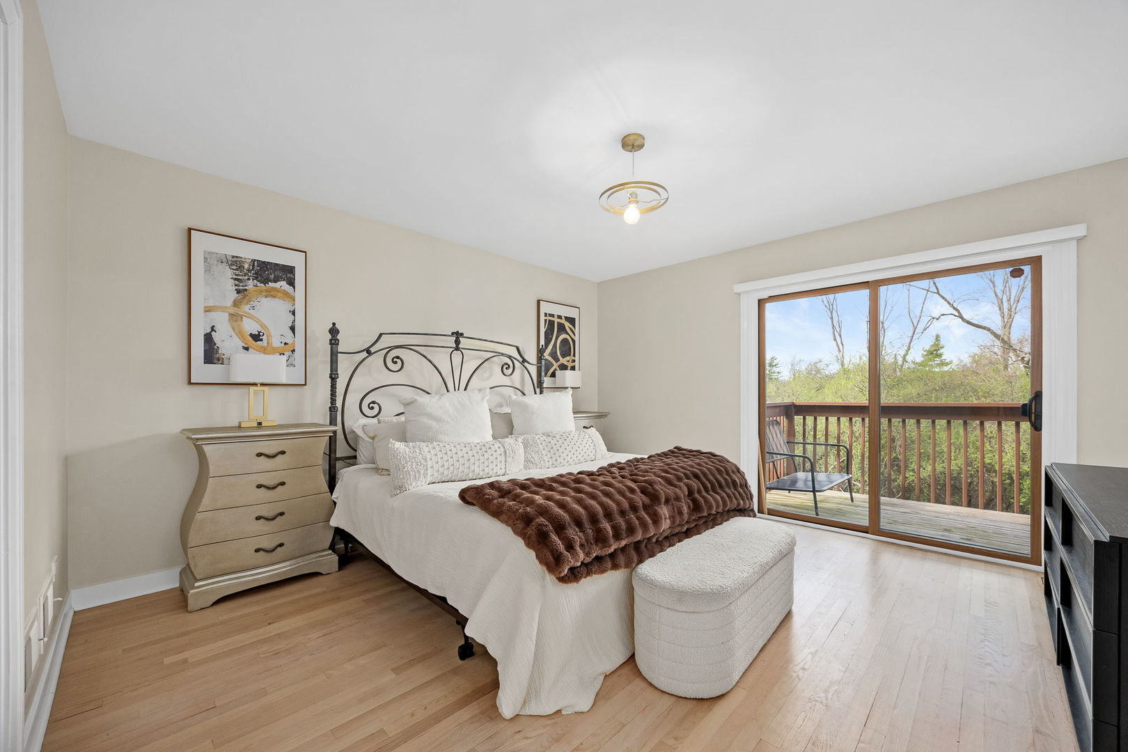 11108 WESTMINSTER Drive, Westchester, IL 60154