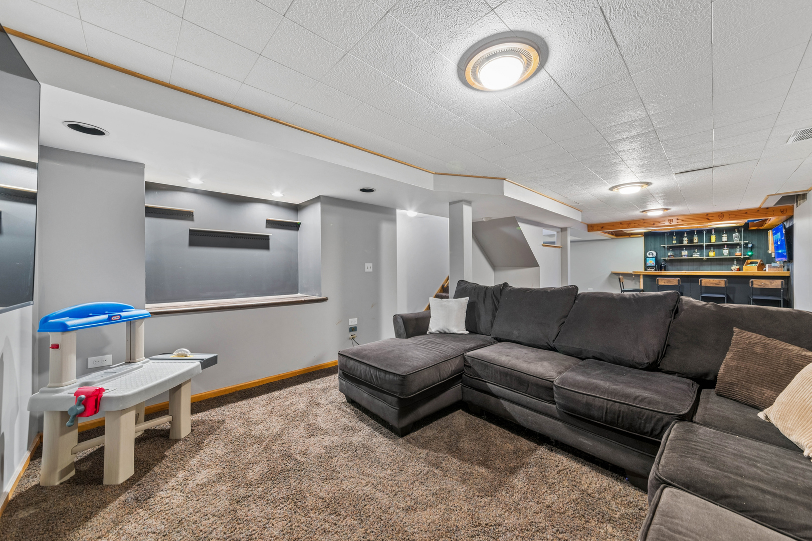 1940 Tanglewood Drive, Algonquin, IL 60102