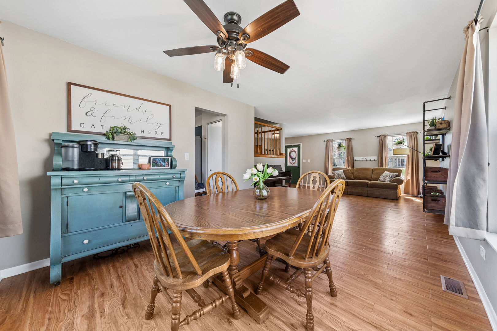 1940 Tanglewood Drive, Algonquin, IL 60102