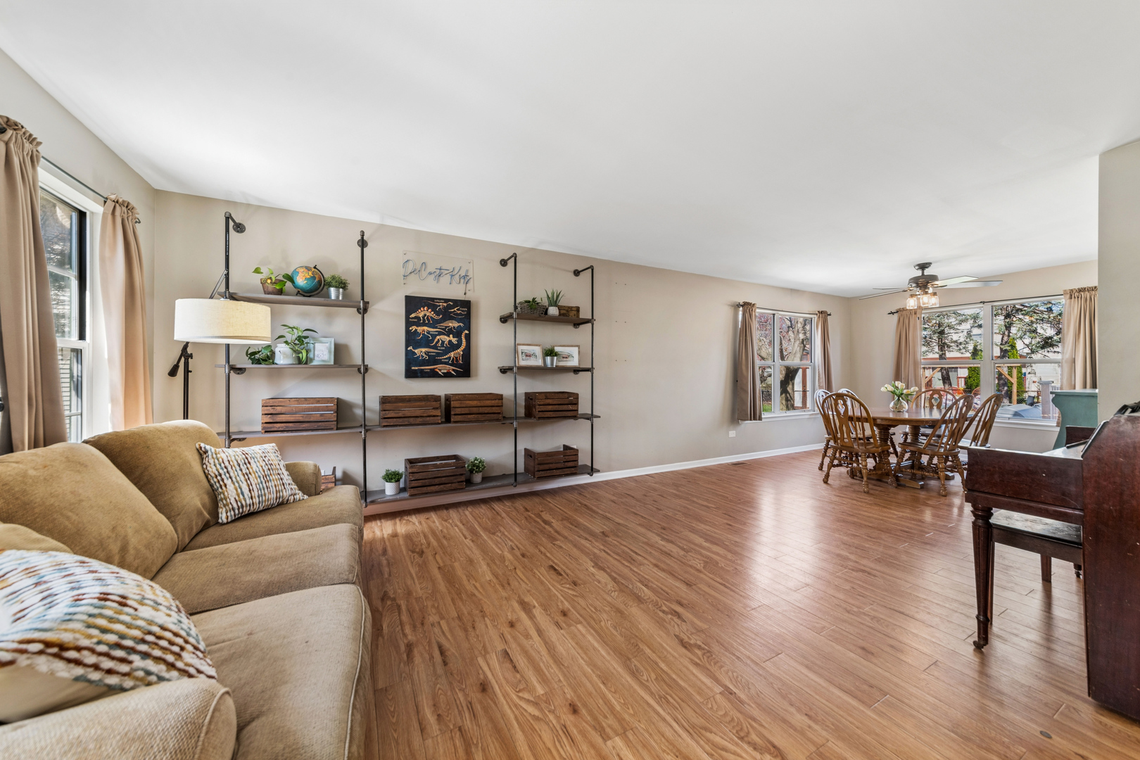 1940 Tanglewood Drive, Algonquin, IL 60102