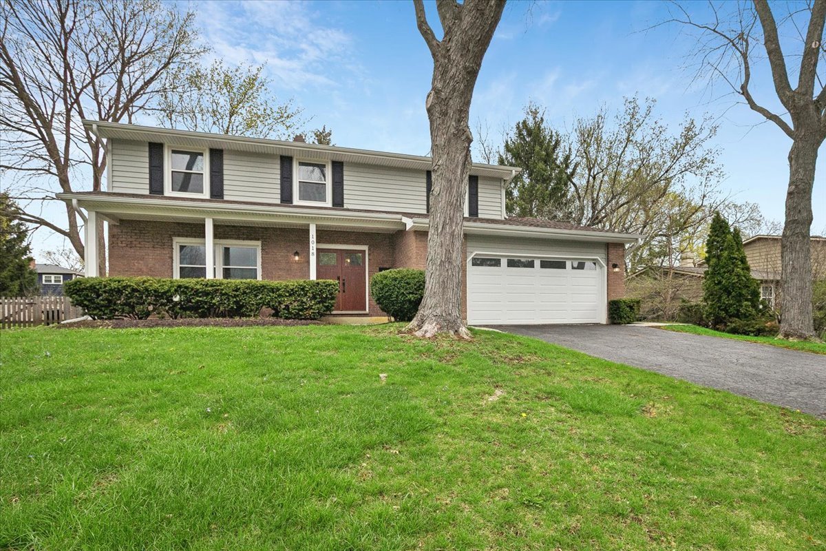 1018 Shari Lane, Libertyville, IL 60048