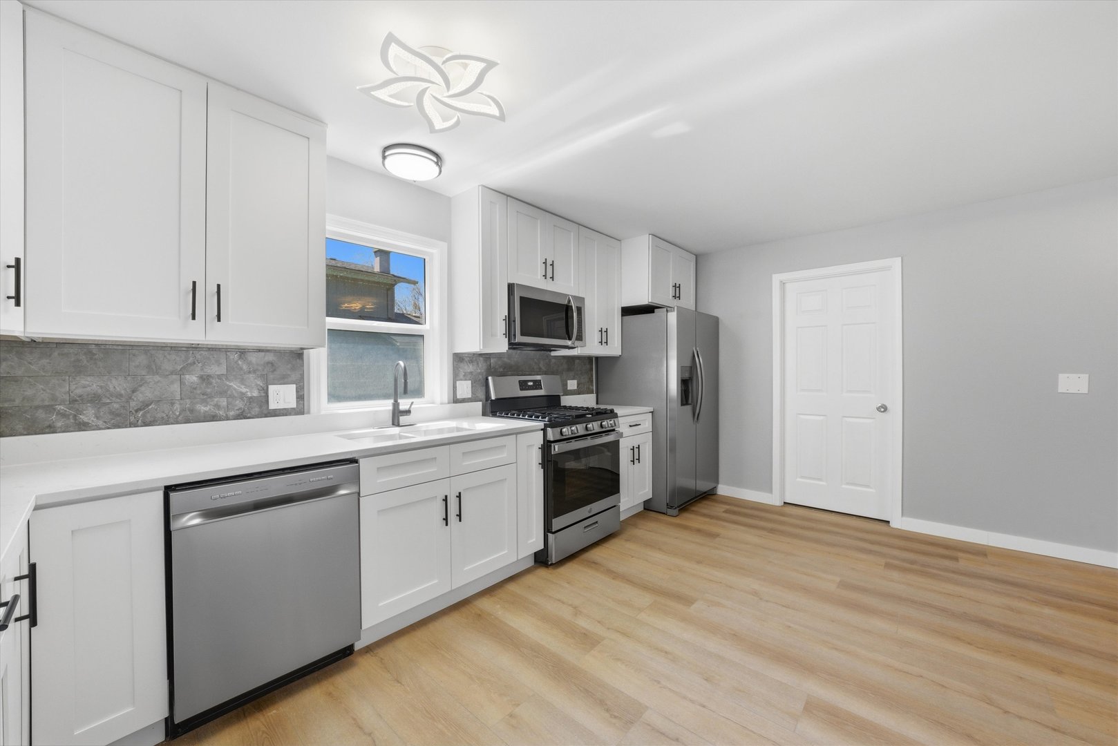 518 Apollo Drive, Joliet, IL 60435