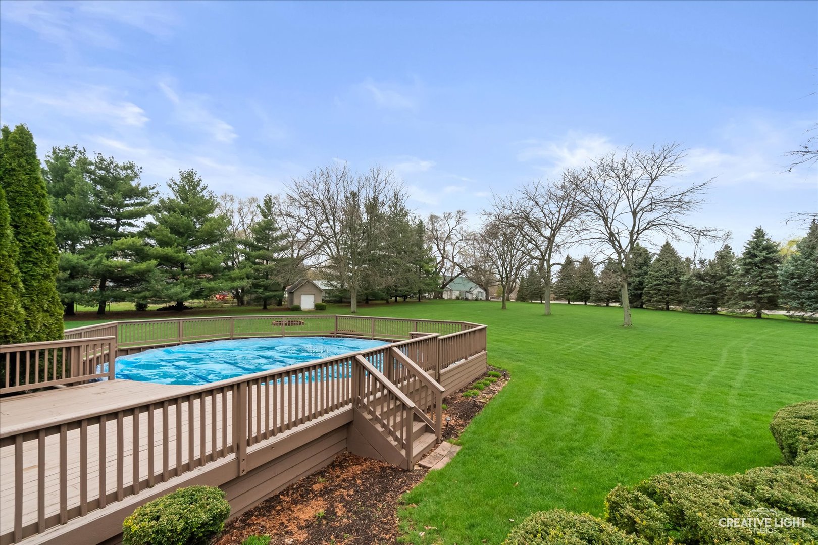 5 W Royal Oaks Drive, Bristol, IL 60512