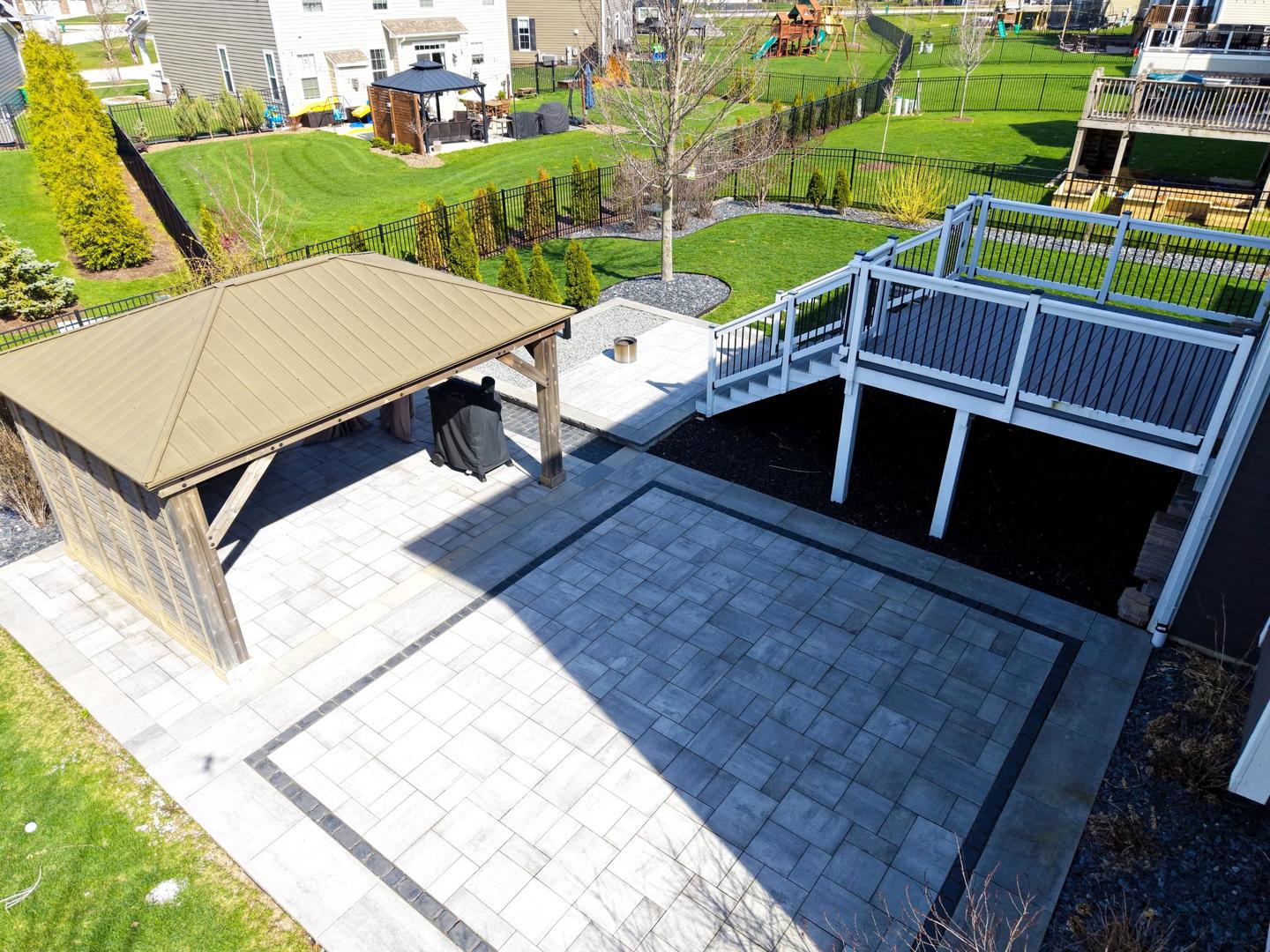 13836 Amelia Drive, Lemont, IL 60439