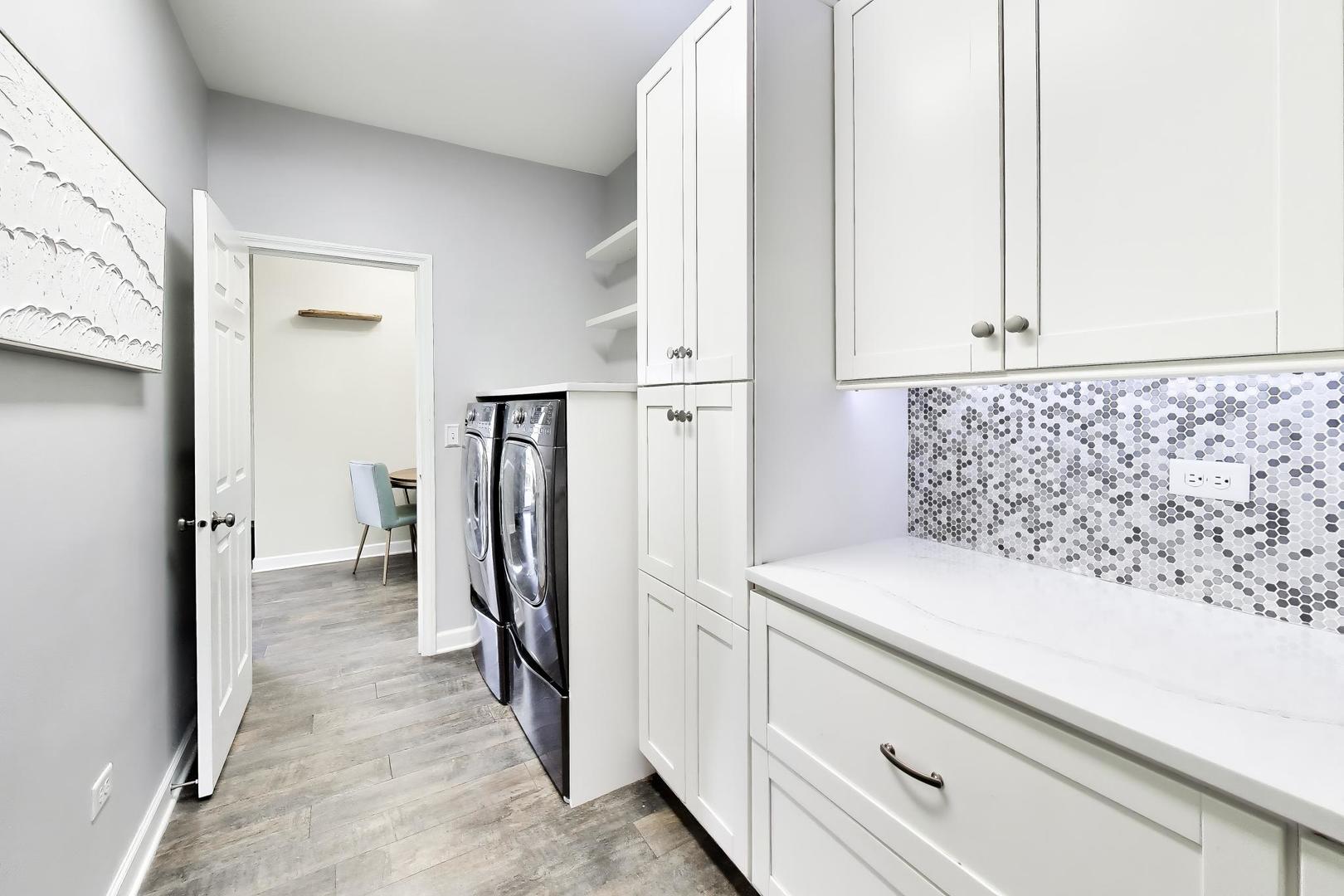 13836 Amelia Drive, Lemont, IL 60439