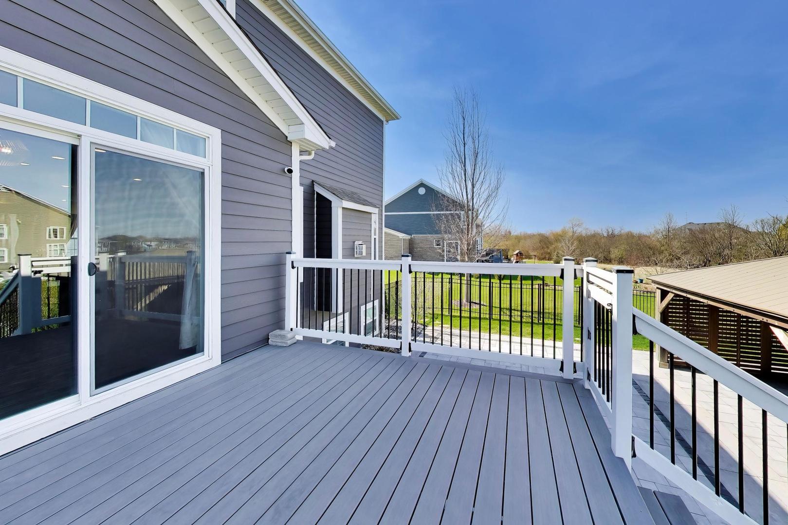 13836 Amelia Drive, Lemont, IL 60439