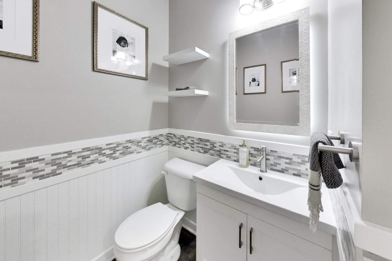 13836 Amelia Drive, Lemont, IL 60439