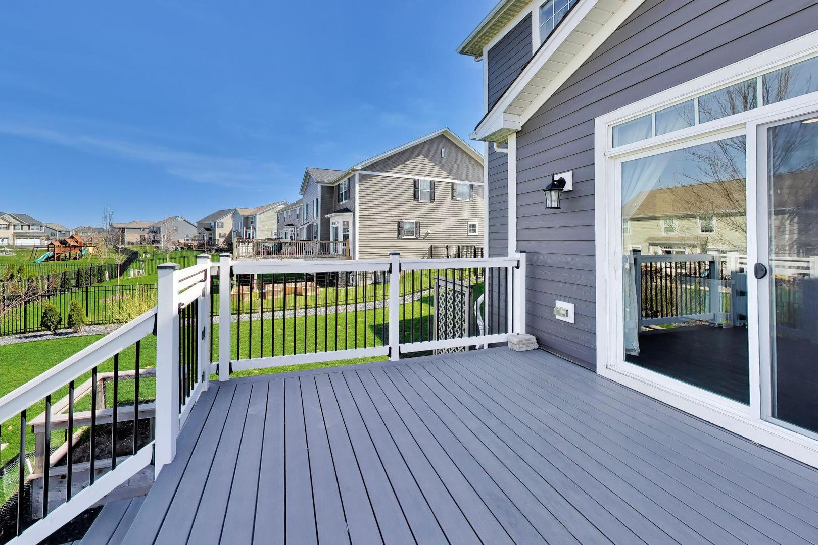 13836 Amelia Drive, Lemont, IL 60439