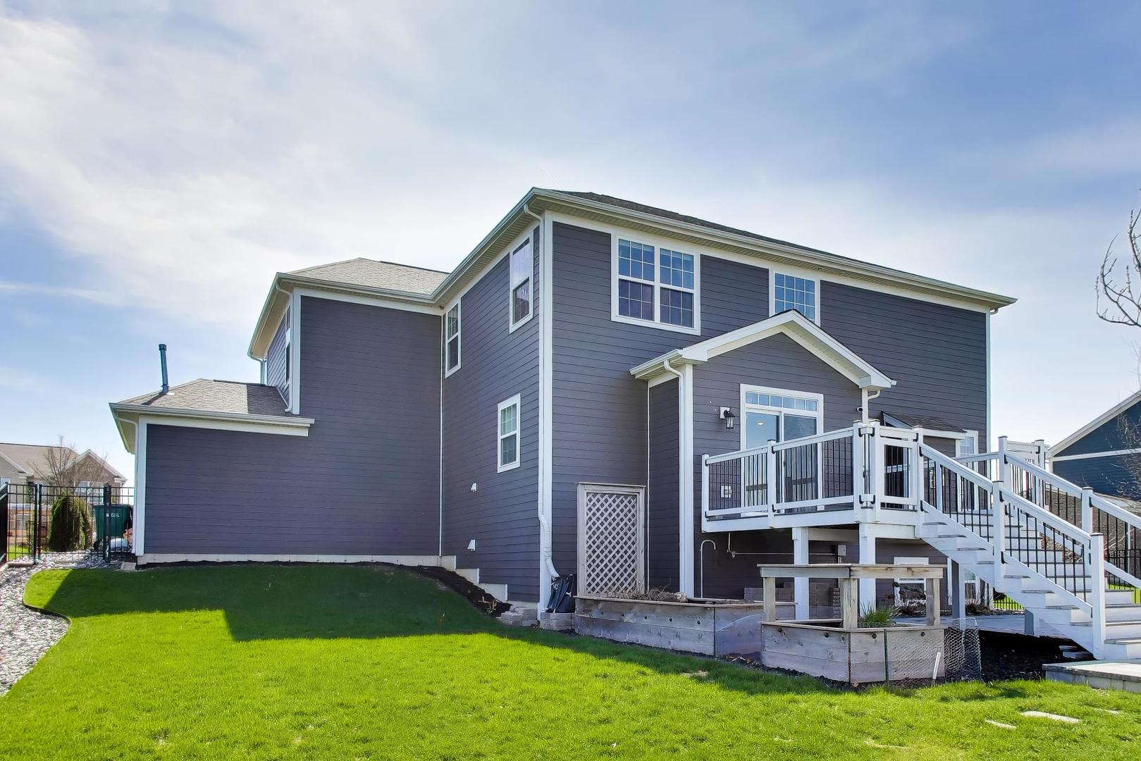 13836 Amelia Drive, Lemont, IL 60439