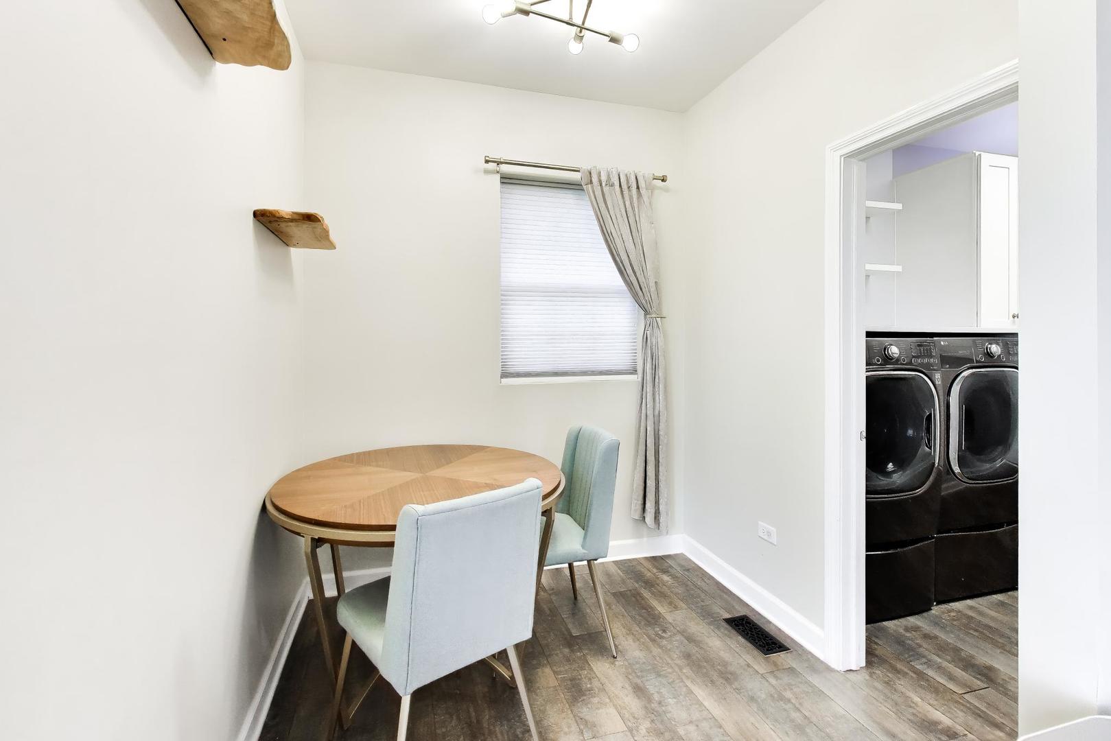 13836 Amelia Drive, Lemont, IL 60439