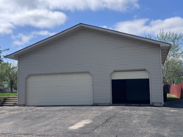 396 Ridgeland Avenue, West Chicago, IL 60185