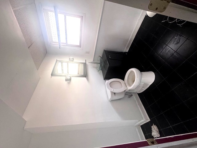 396 Ridgeland Avenue, West Chicago, IL 60185