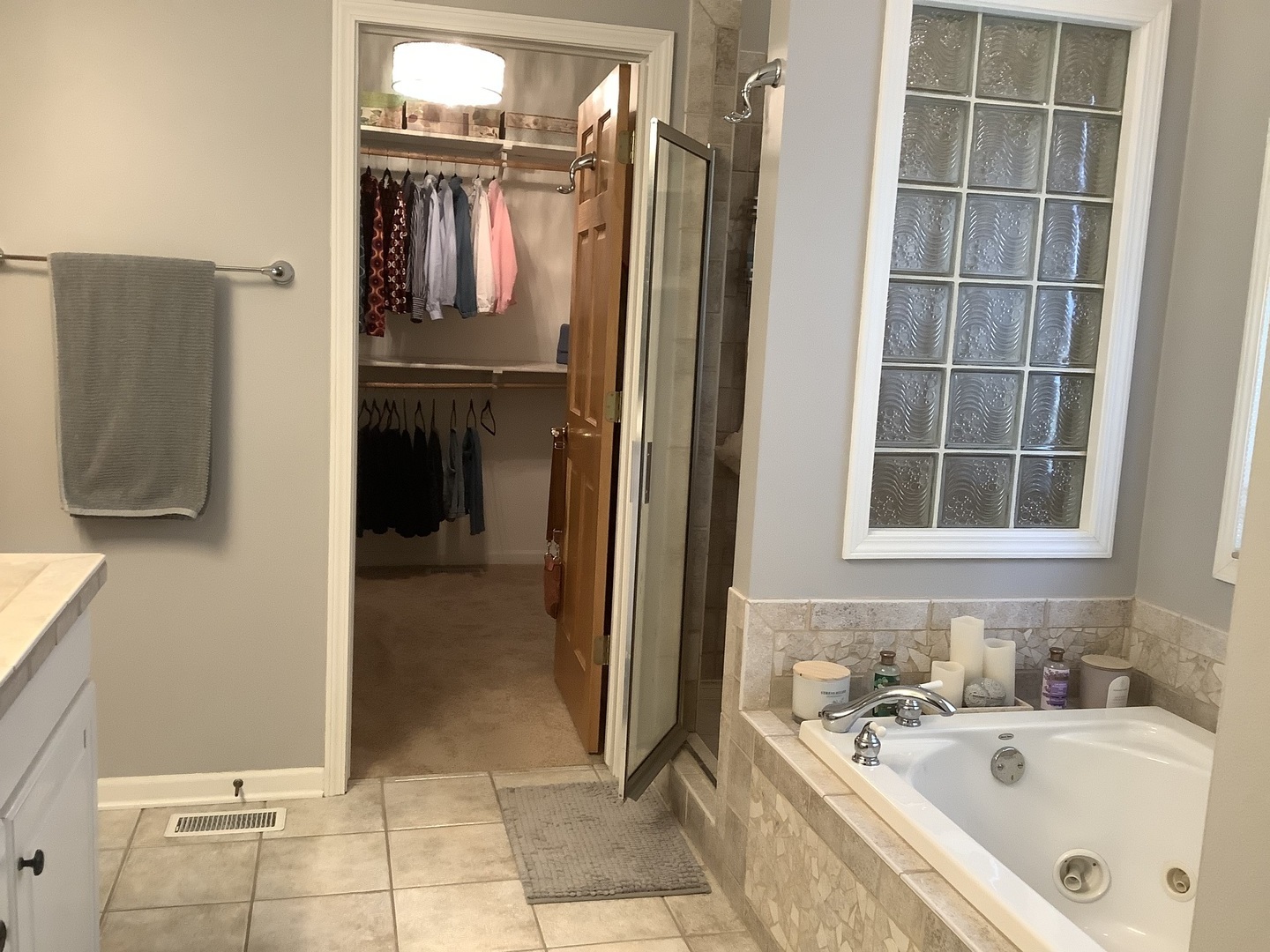 3503 Ridge Road, Spring Grove, IL 60081