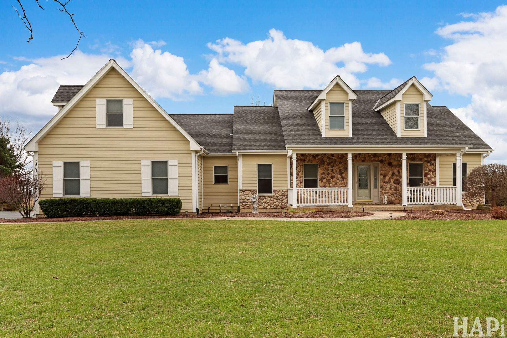 3503 Ridge Road, Spring Grove, IL 60081