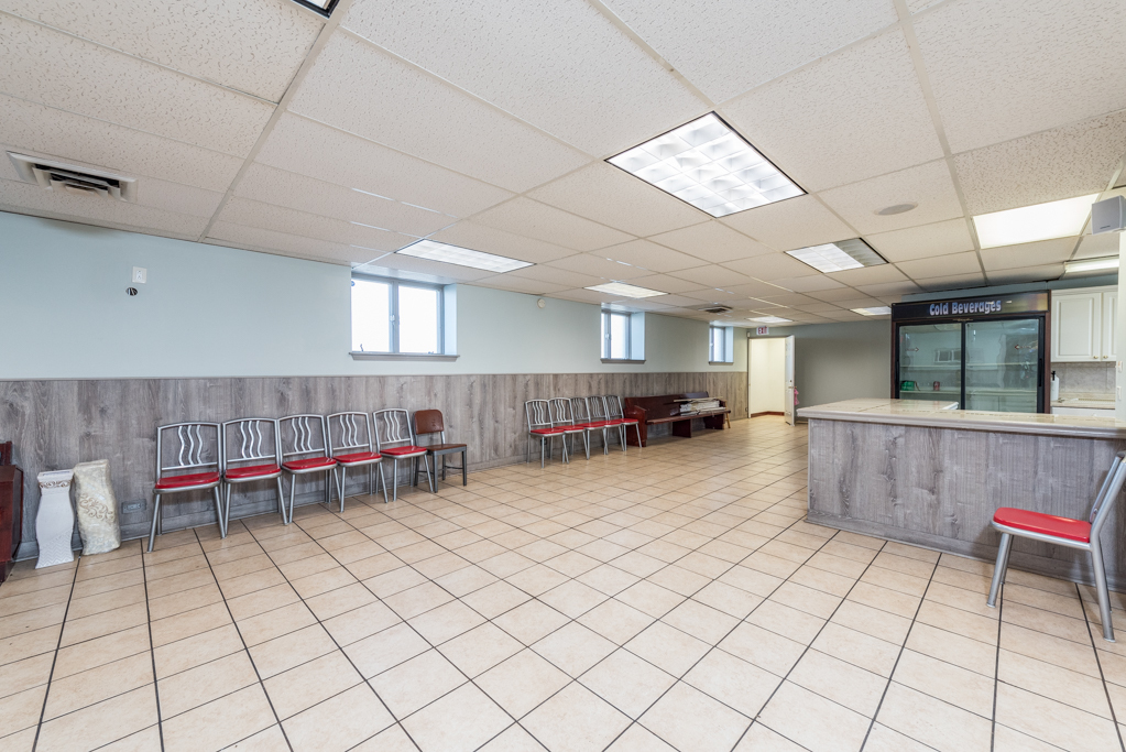 2126 10th Street, Waukegan, IL 60085