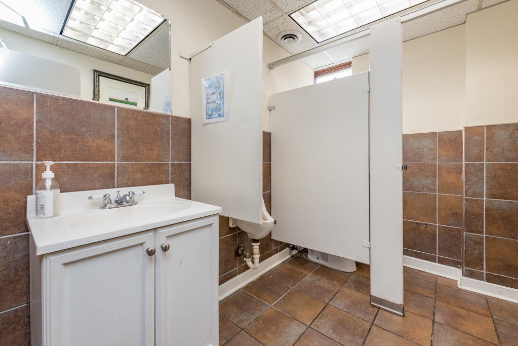 2126 10th Street, Waukegan, IL 60085