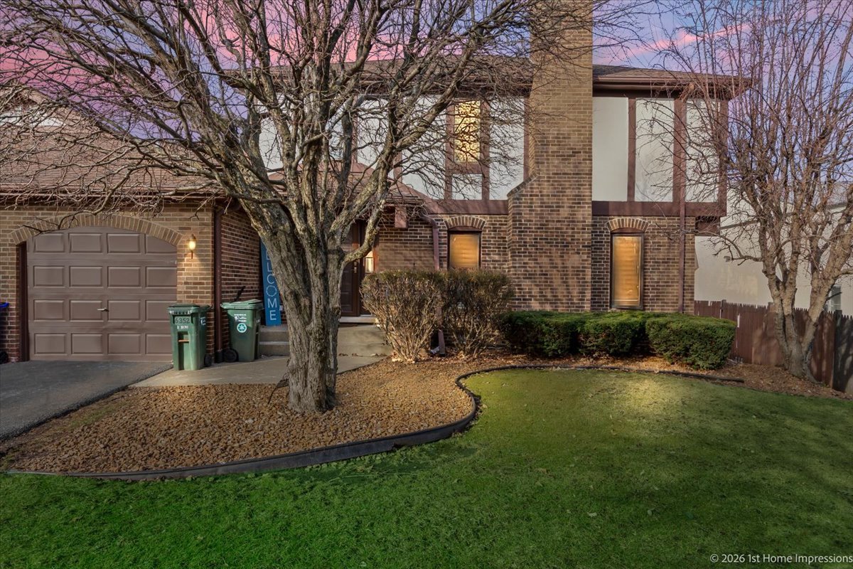 6352 W Orchard Drive, Palos Heights, IL 60463