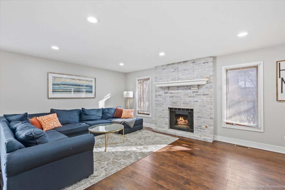 6352 W Orchard Drive, Palos Heights, IL 60463