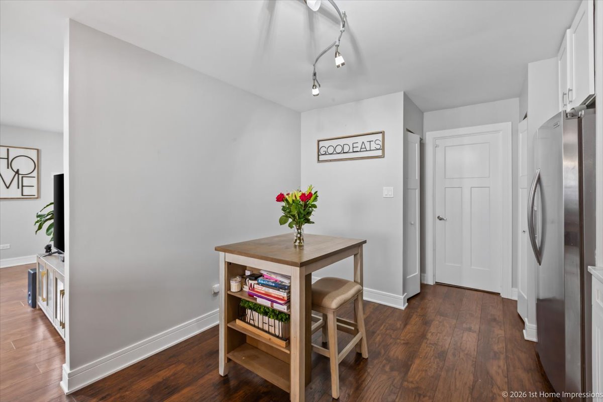 6352 W Orchard Drive, Palos Heights, IL 60463