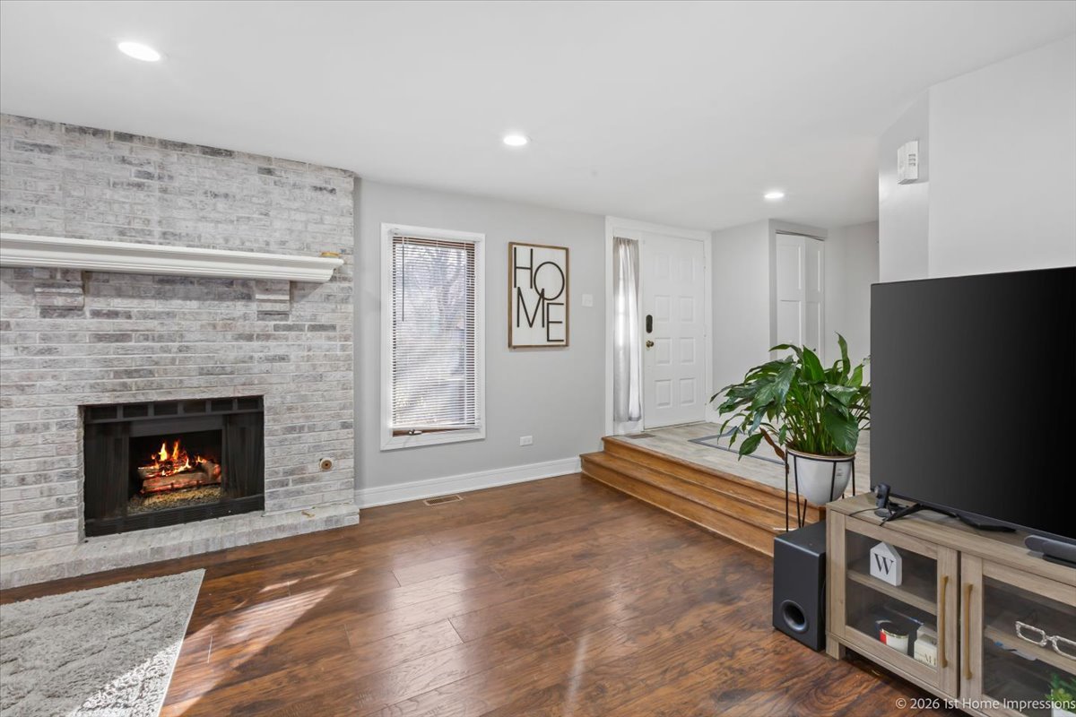 6352 W Orchard Drive, Palos Heights, IL 60463