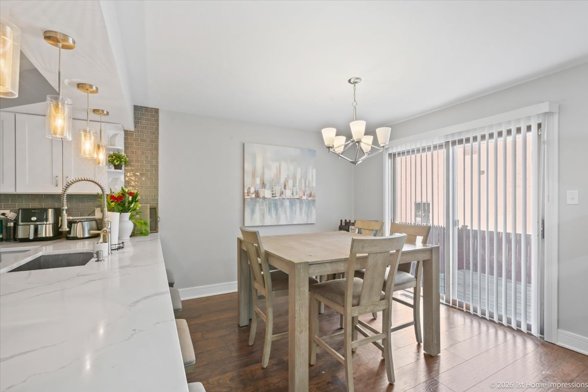 6352 W Orchard Drive, Palos Heights, IL 60463