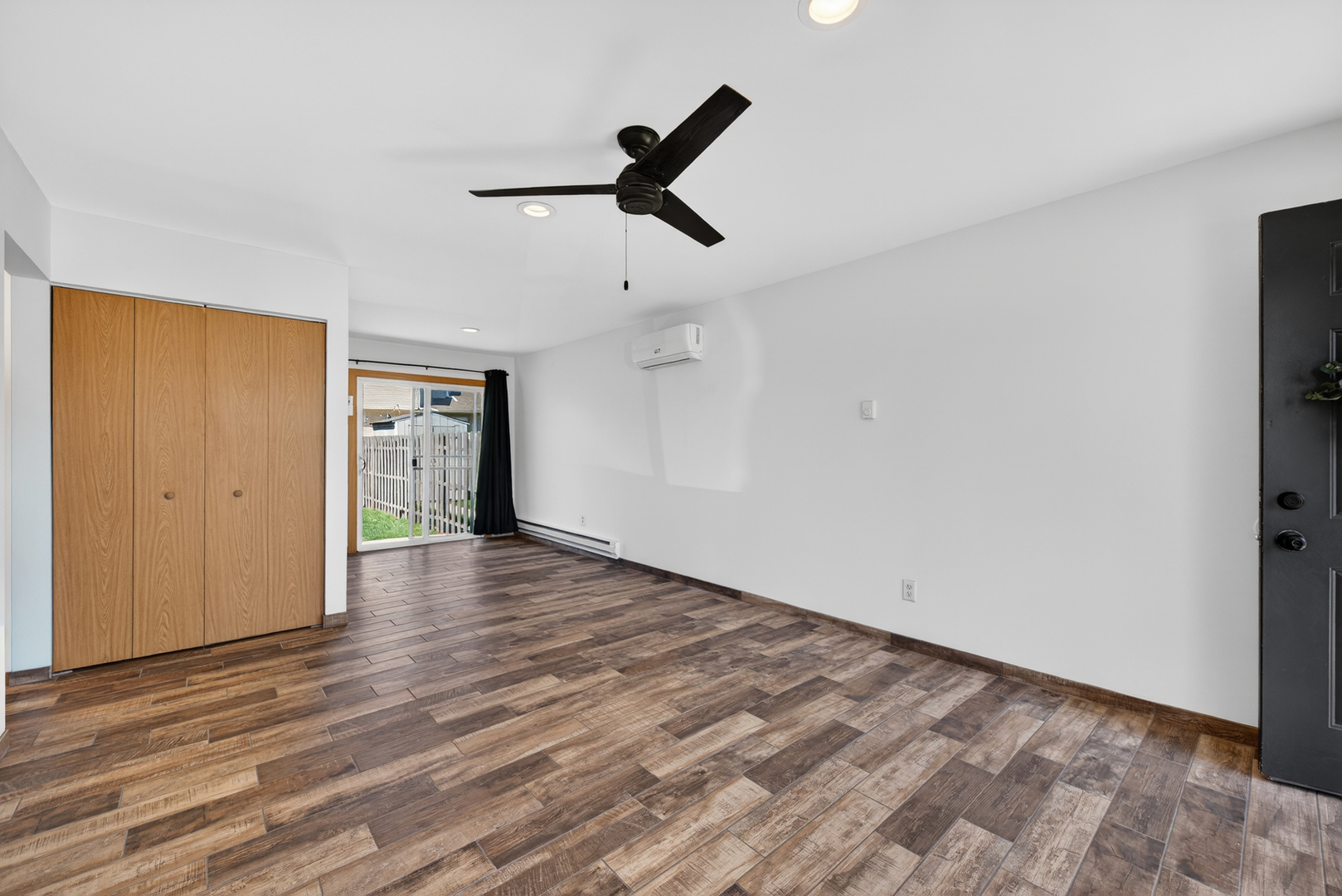 1140 Ohio Court, Aurora, IL 60505