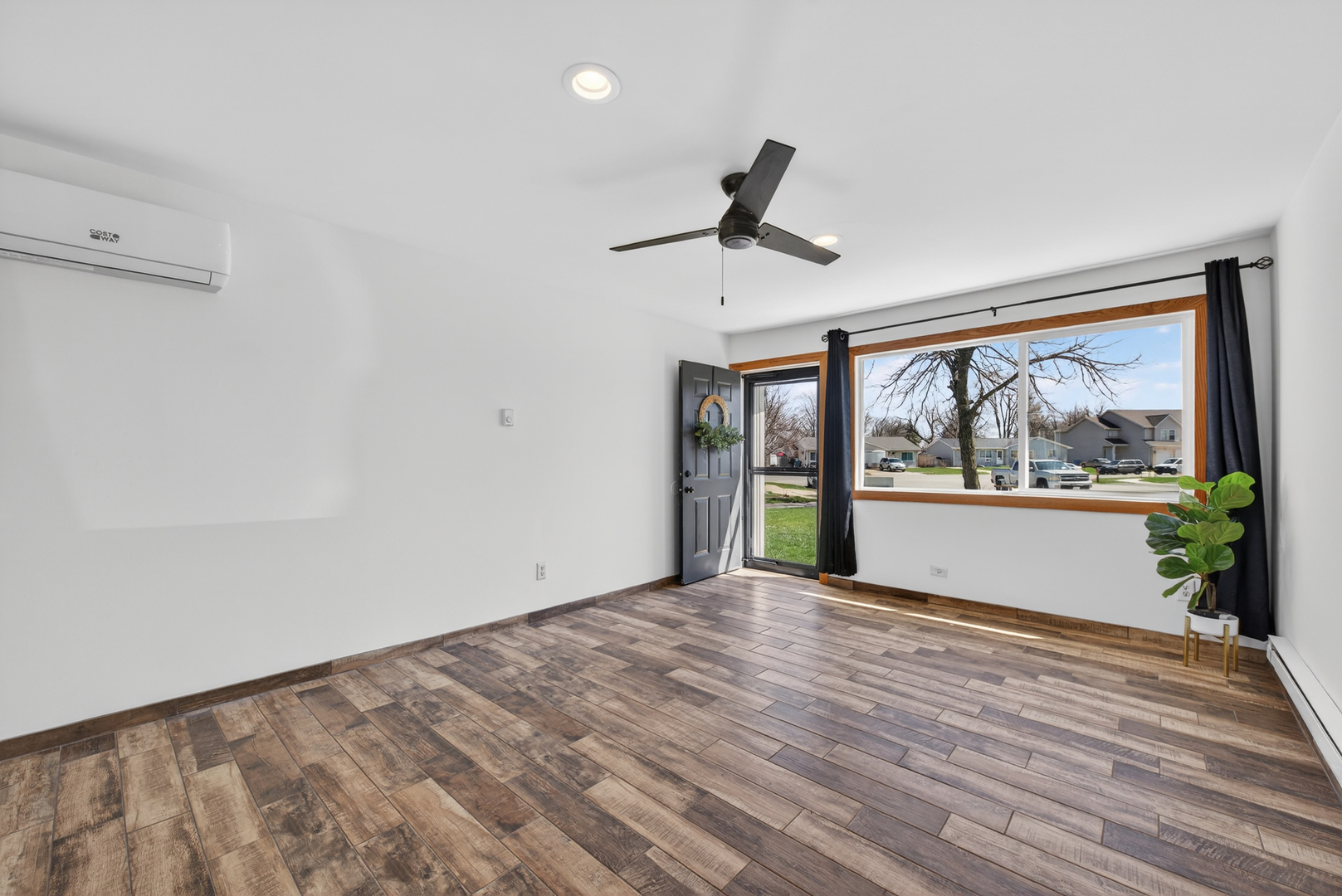 1140 Ohio Court, Aurora, IL 60505