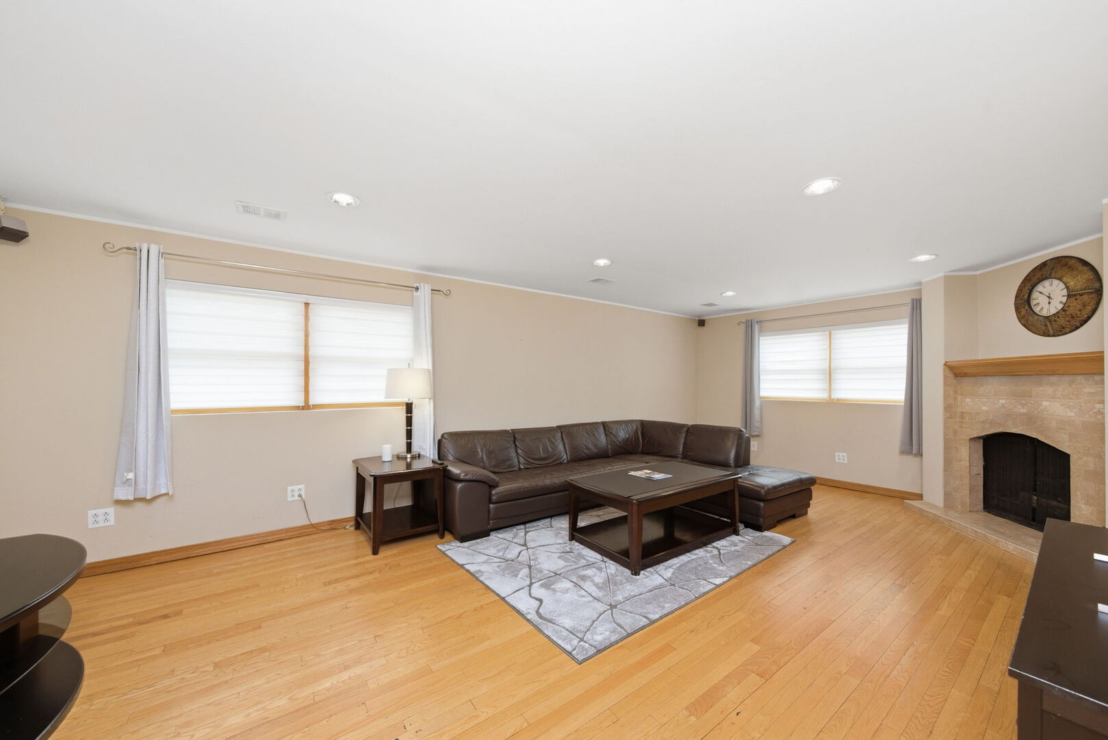 8512 Natchez Avenue, Burbank, IL 60459