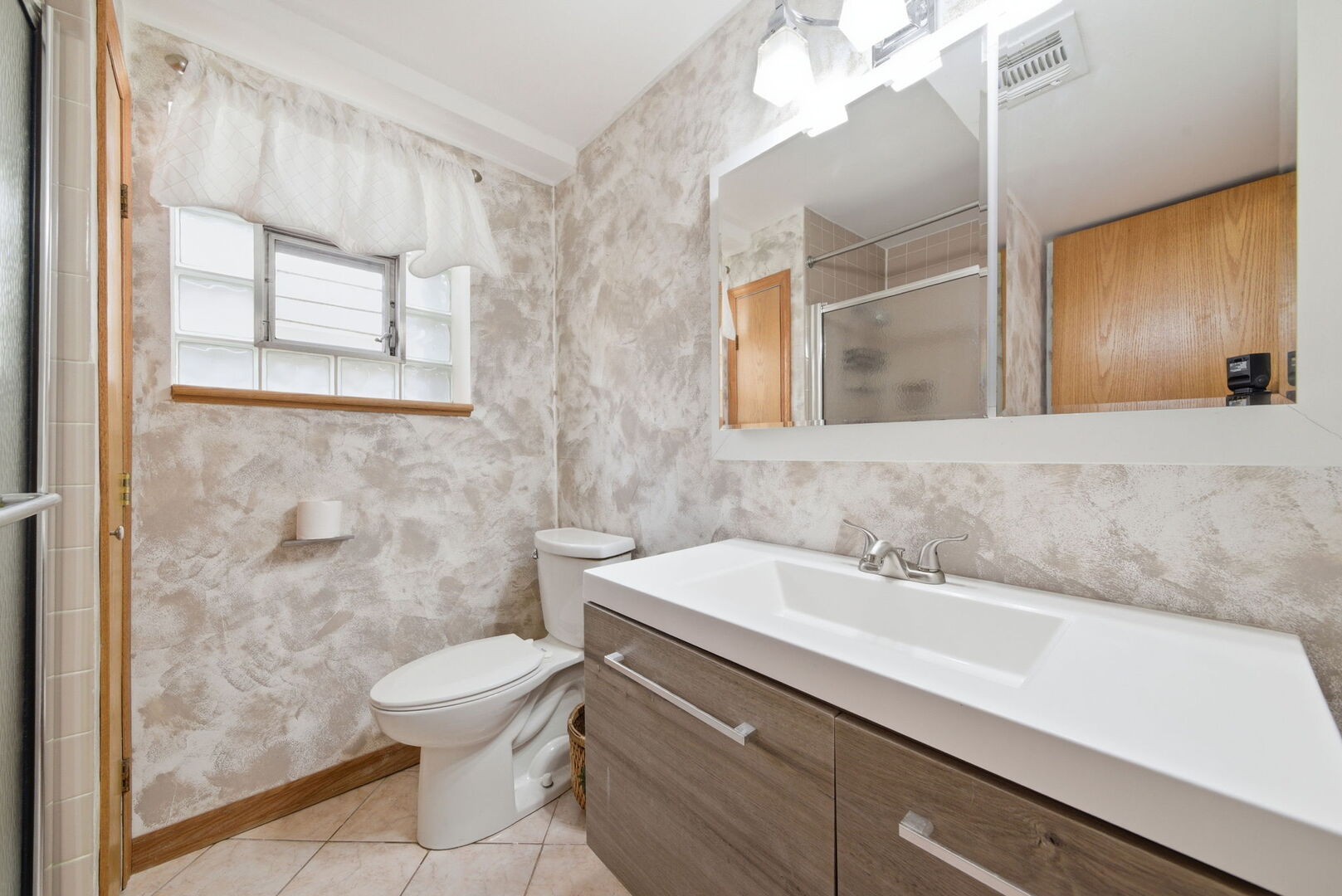 8512 Natchez Avenue, Burbank, IL 60459