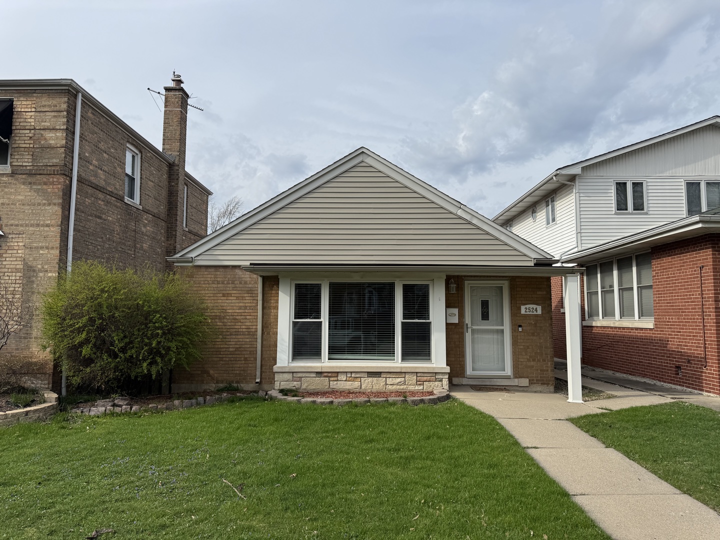 2524 W 109th Place, Chicago, IL 60655